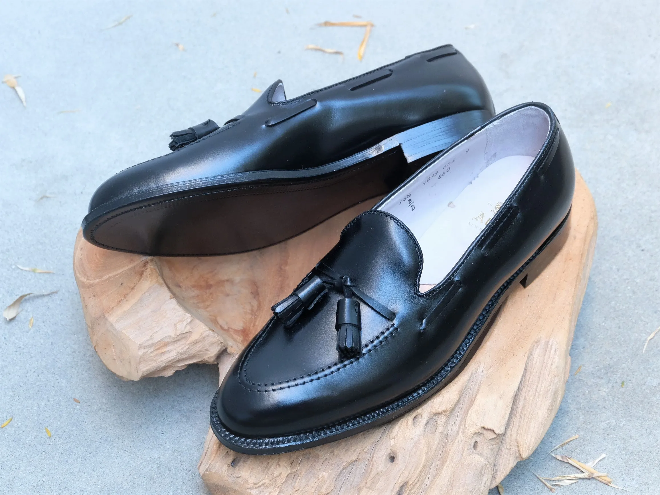 Alden Tassel Loafer in Black Calf