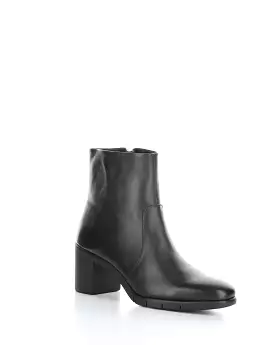 LIVE WELL BLACK Round Toe Boots