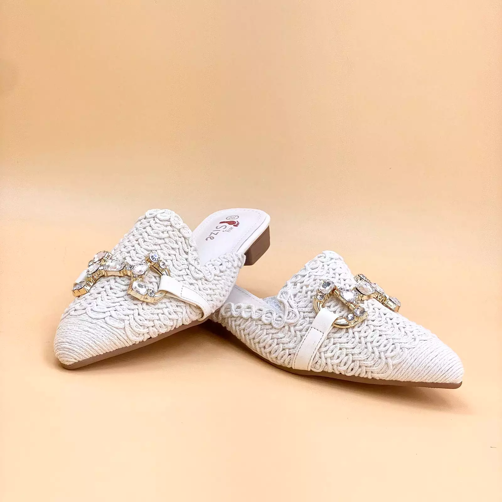 NEW , WOMEN SLIPPERS S22