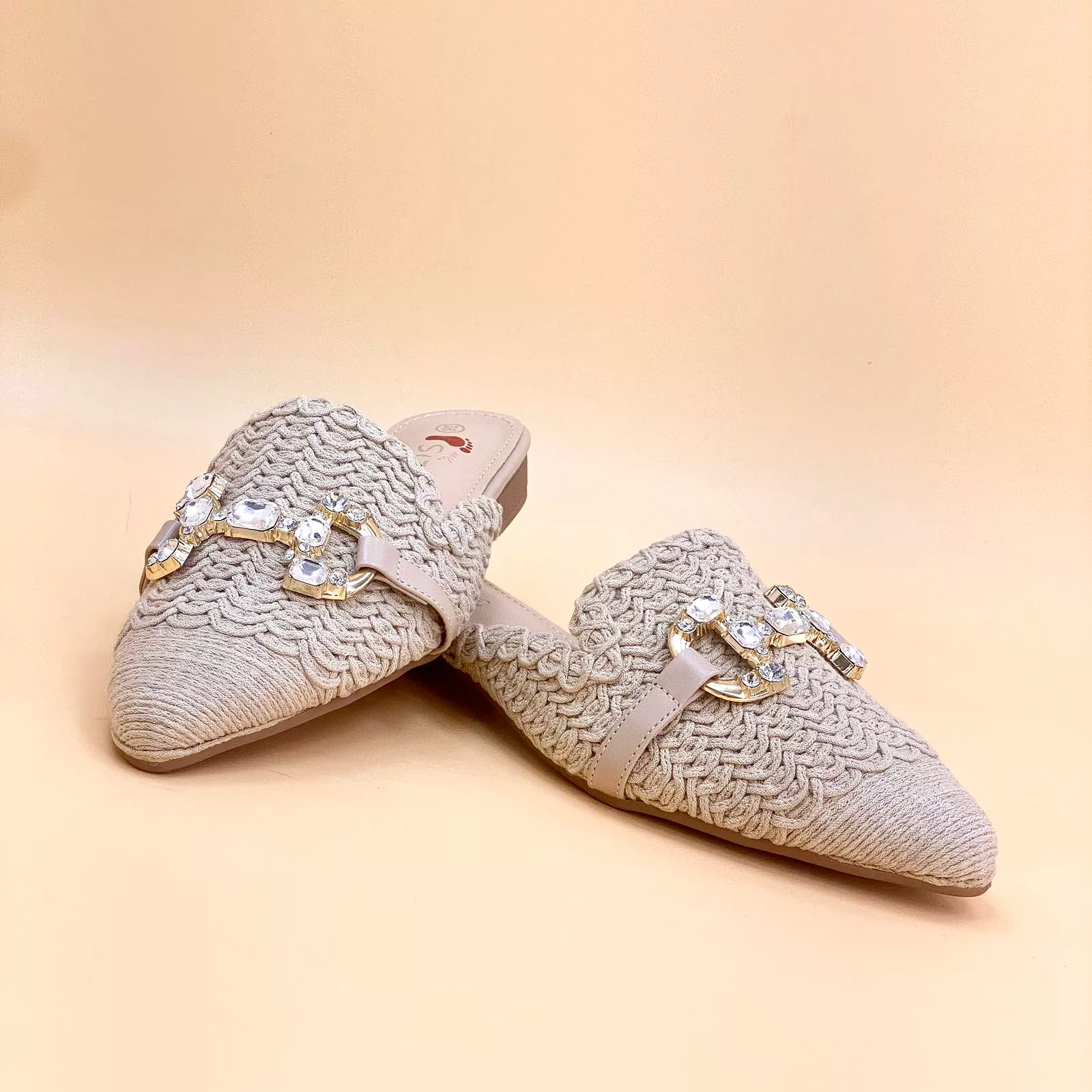 NEW , WOMEN SLIPPERS S22