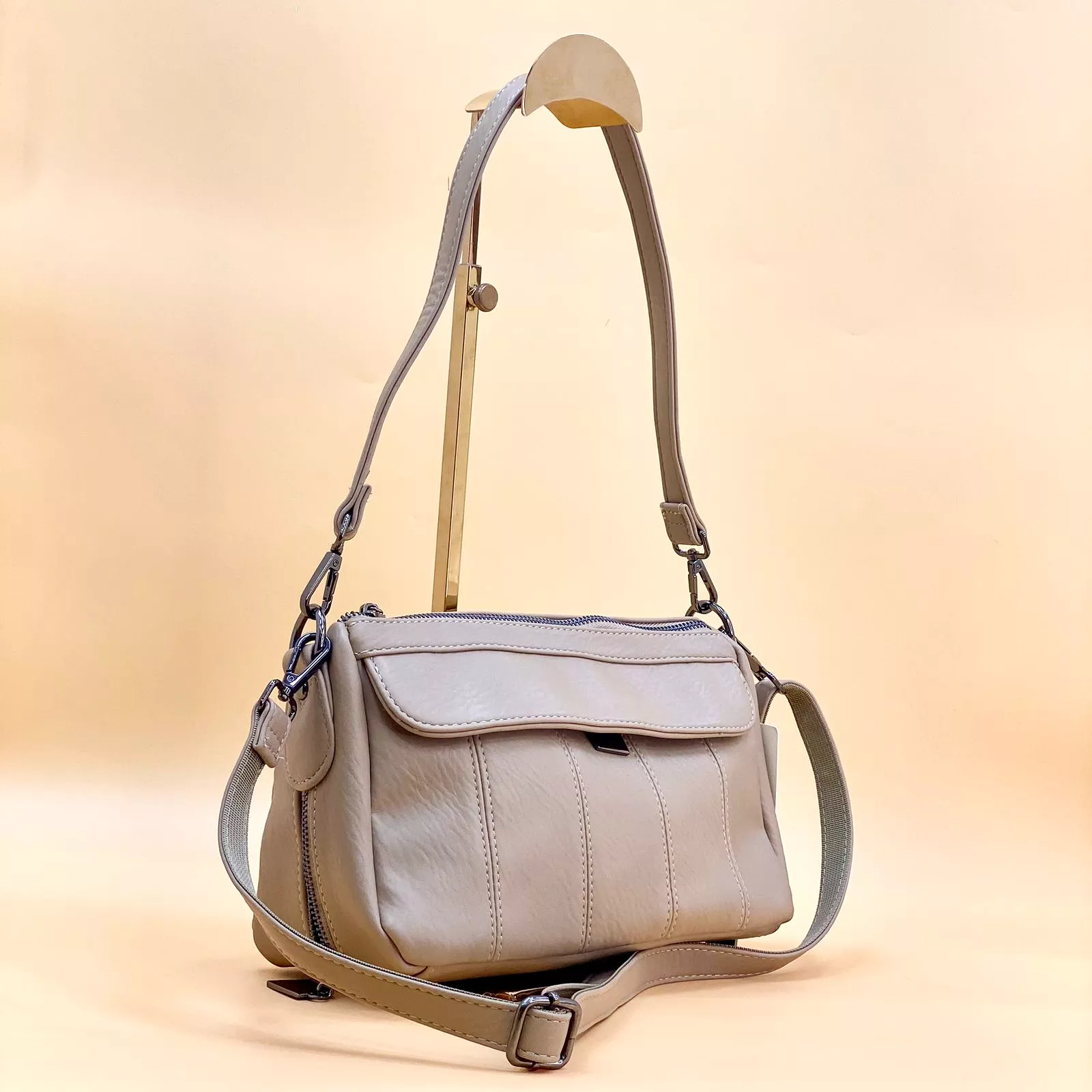 NEW 2024 ,  WOMEN HANDBAGS B537