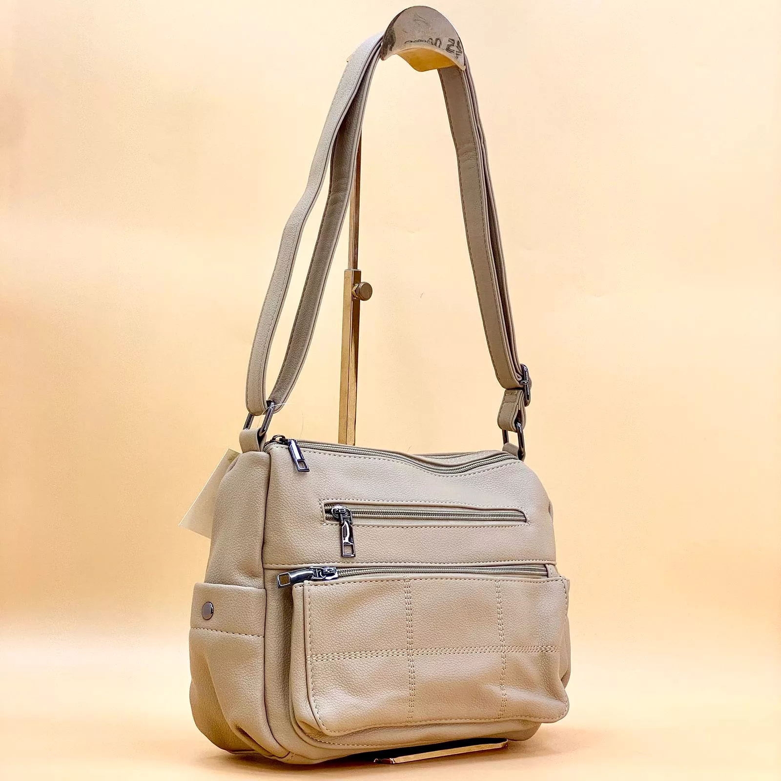 NEW 2024 ,  WOMEN HANDBAGS B541