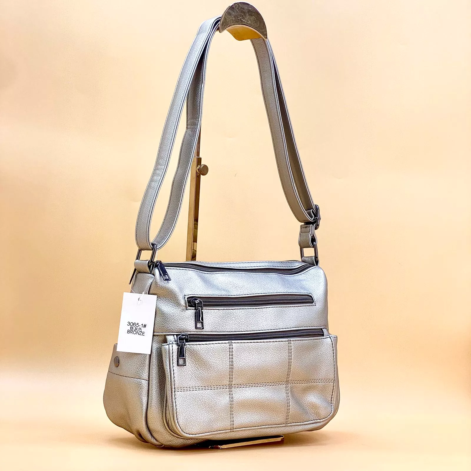 NEW 2024 ,  WOMEN HANDBAGS B541