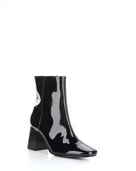 TAGUS BLACK Pointed Toe Boots