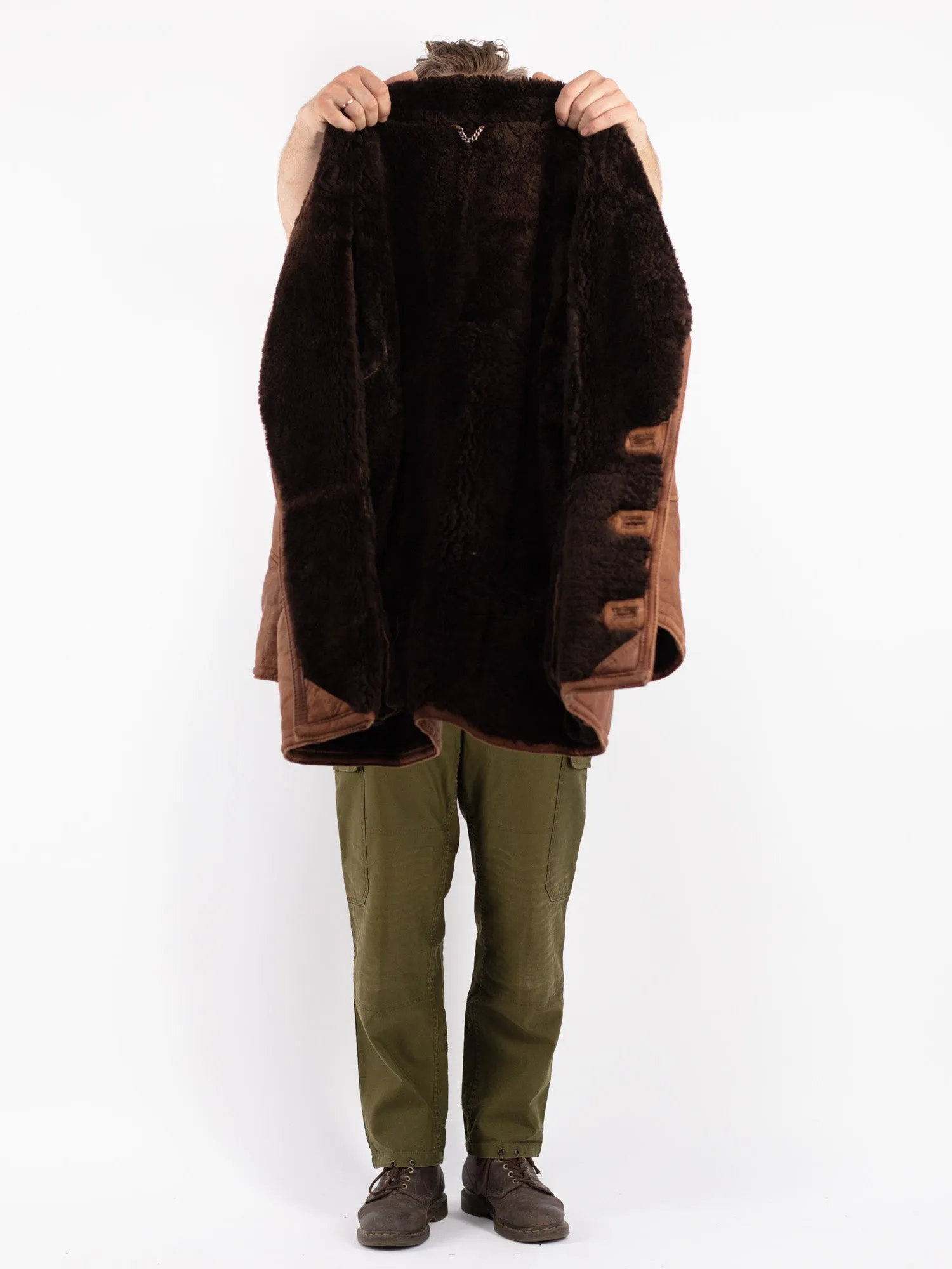 Vintage 80's Men Oversized Sheepskin Coat in Brown