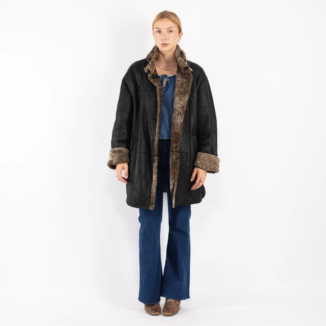 Vintage 90's Women Oversized Sheepskin Coat in Black