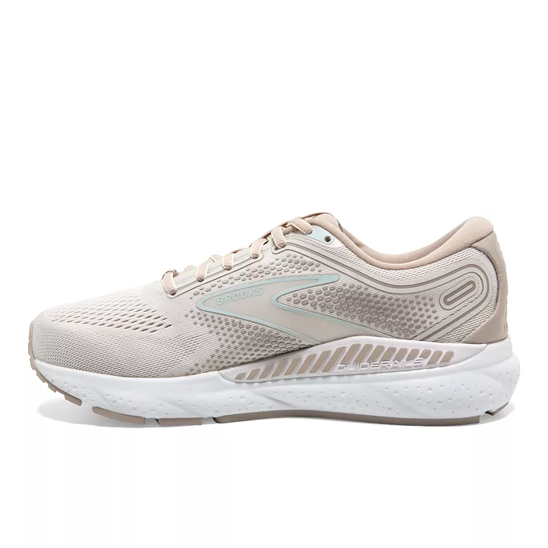 Women's Brooks Ariel '23